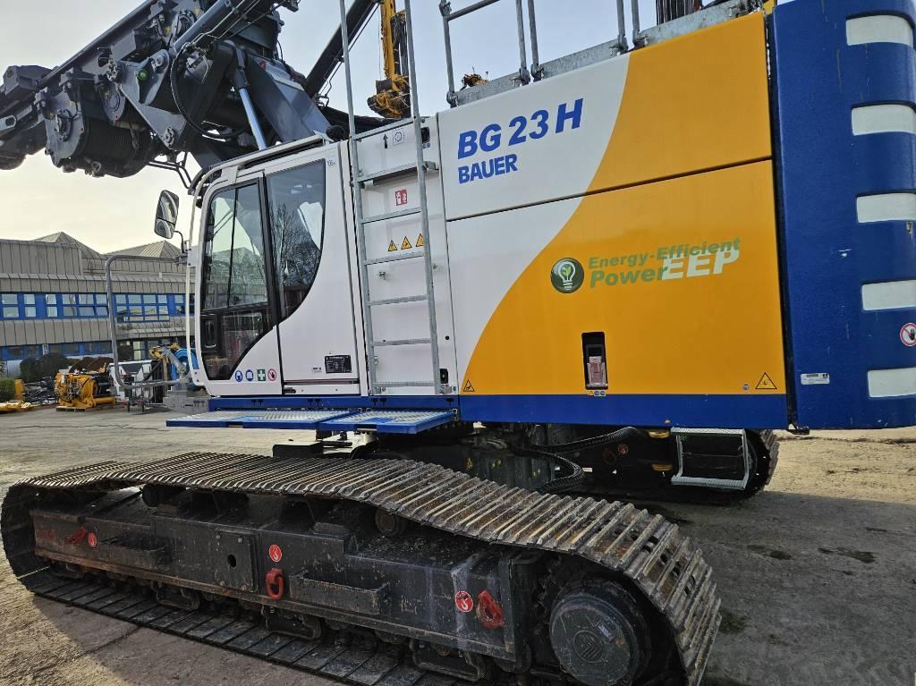 Bauer BG 23 H Drehbohrgeräte