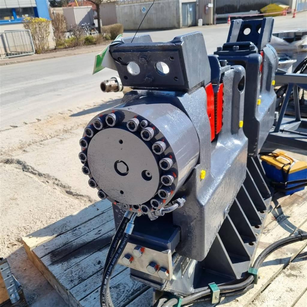 Bauer / RTG Spannzange SZ83 / Müller MS-U 100 Rammen
