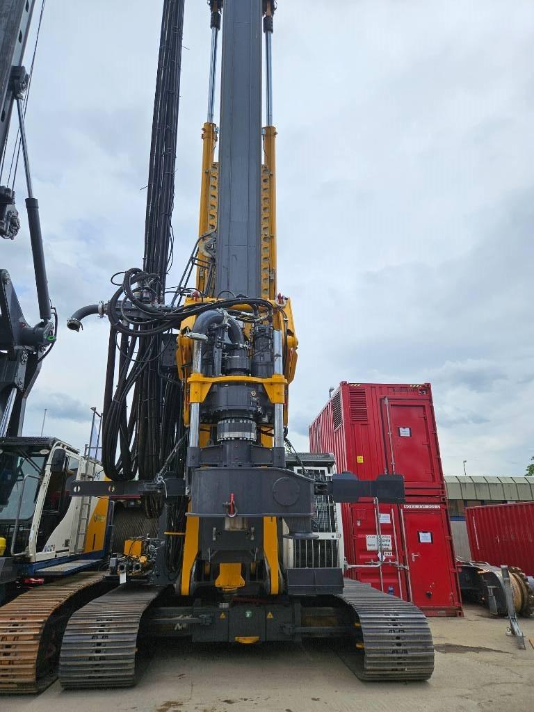 RTG Bohrgerät / Drilling Rig RM 20 with DTH Hammer Drilling rigs