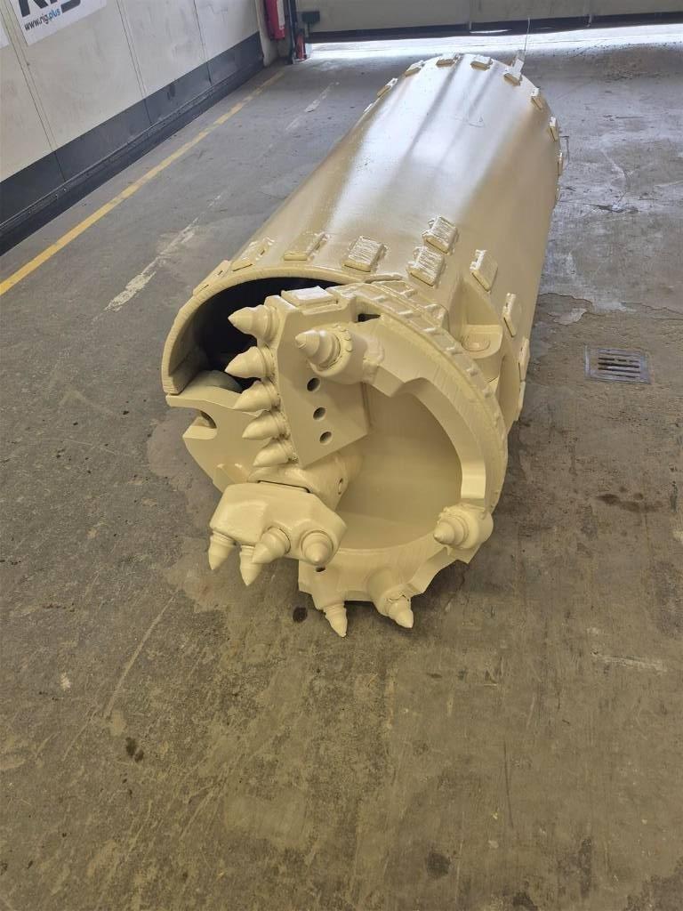 Bauer Kelly Bohrstrang / Kelly drill string Bohrwerkzeuge